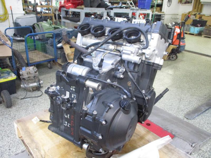12 Kawasaki Ninja ZX-14R ZX14 Engine Motor 14,129mi - cyclesrus.net
